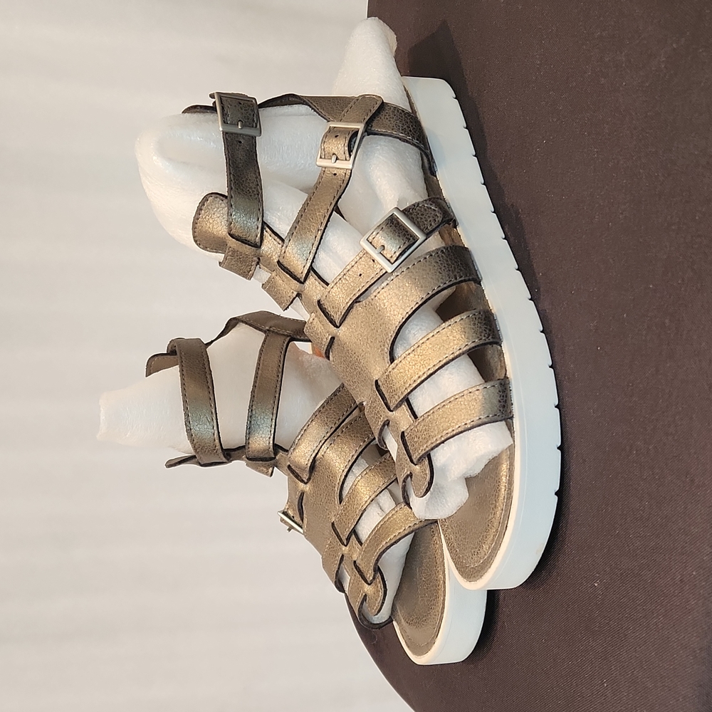 Rocketdog Strappy sandals 9M